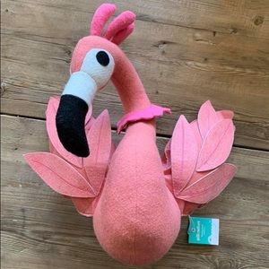 NWT Pillowfort Flamingo Head Wall Decor